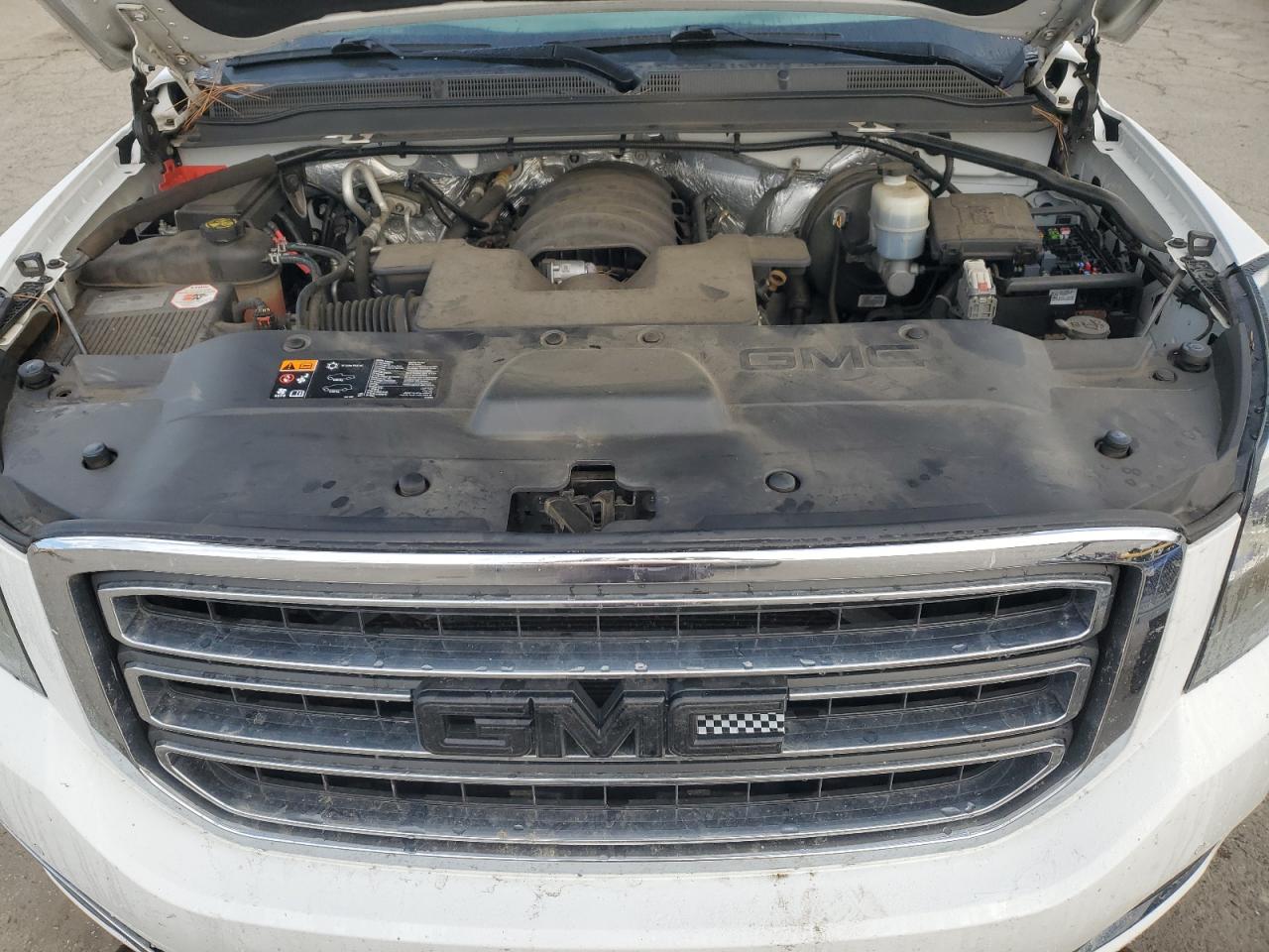 2016 GMC Yukon VIN 1GKS2BKC8GR260520 Copart auction photo, all over damage thumbnail 12