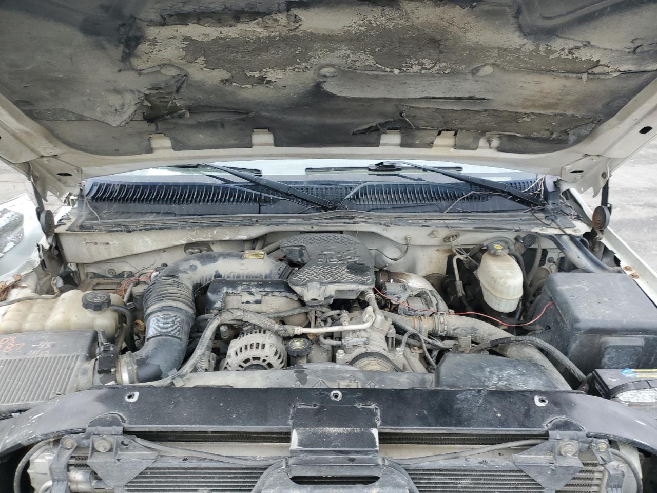 2005 GMC Sierra VIN 1GTHK29265E280241 Copart auction photo, all over damage thumbnail 13