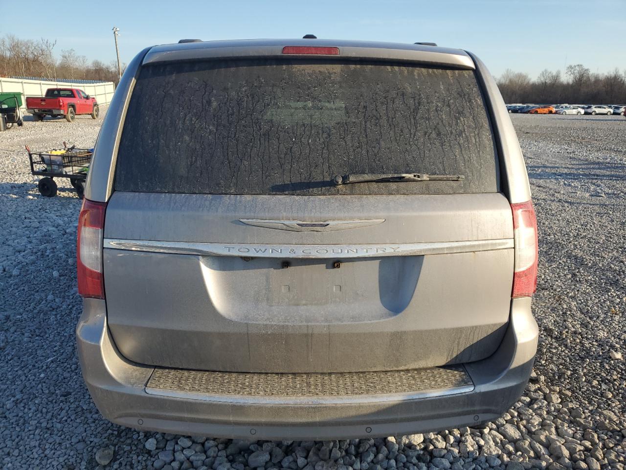 2015 Chrysler Town & Country VIN 2C4RC1CG7FR529361 Copart auction photo, front end damage thumbnail 6