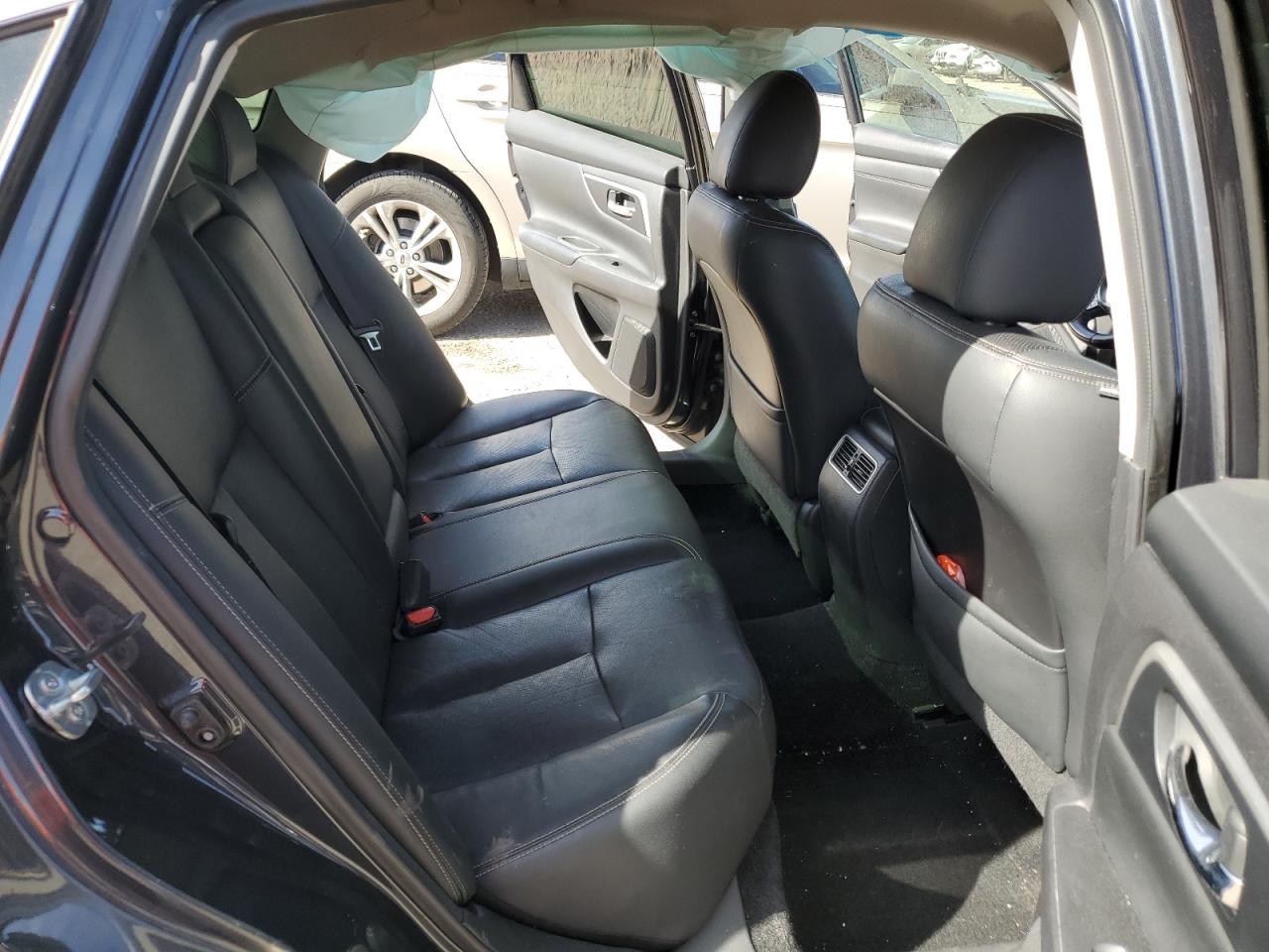 2018 Nissan Altima VIN 1N4AL3AP3JC198586 Copart auction photo, undercarriage / rear end damage thumbnail 10