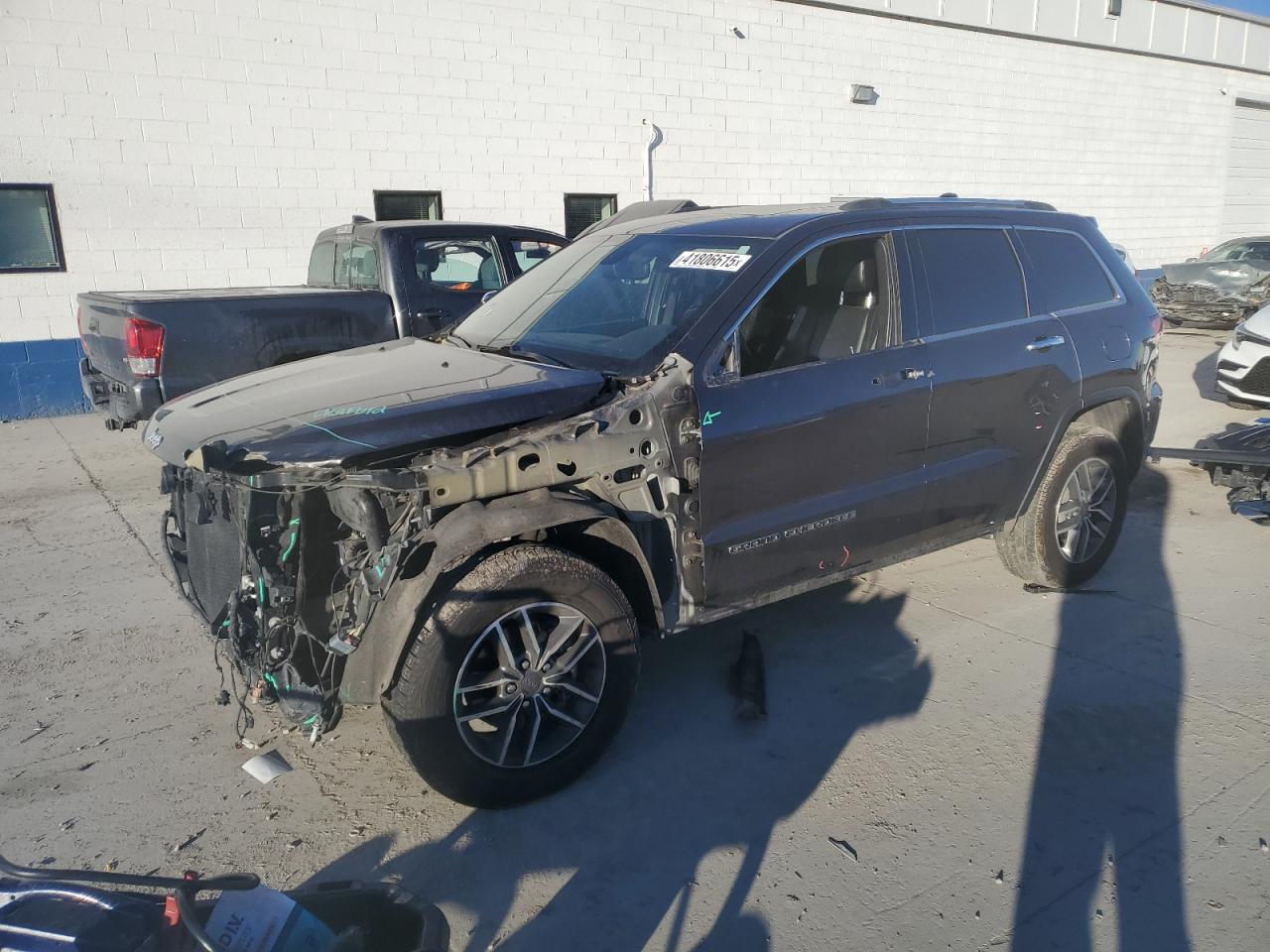 2020 Jeep Grand Cherokee VIN 1C4RJFBG4LC339736