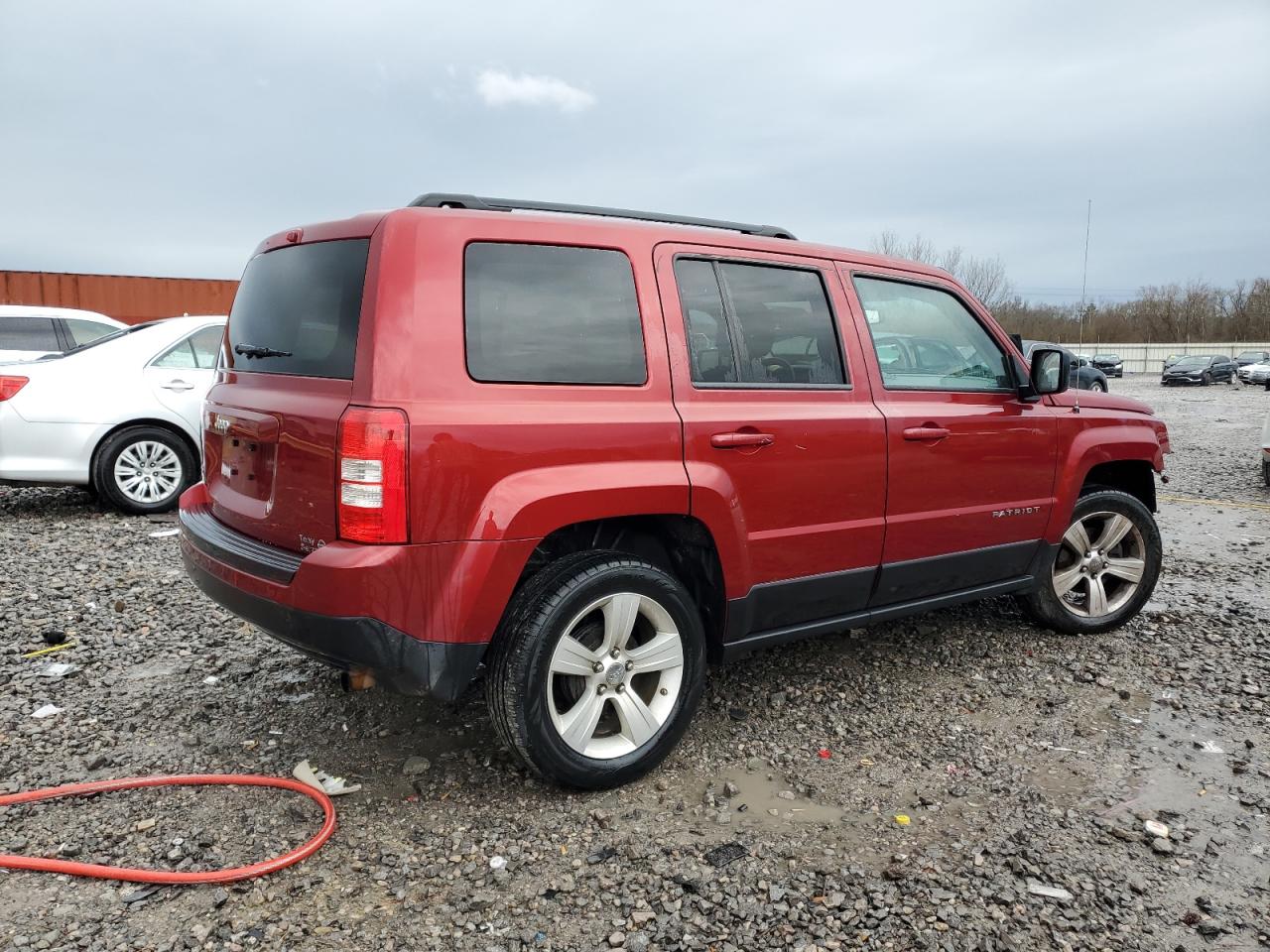 2017 Jeep Liberty (Patriot) VIN 1C4NJPBAXHD211812 Copart auction photo, front end damage thumbnail 3