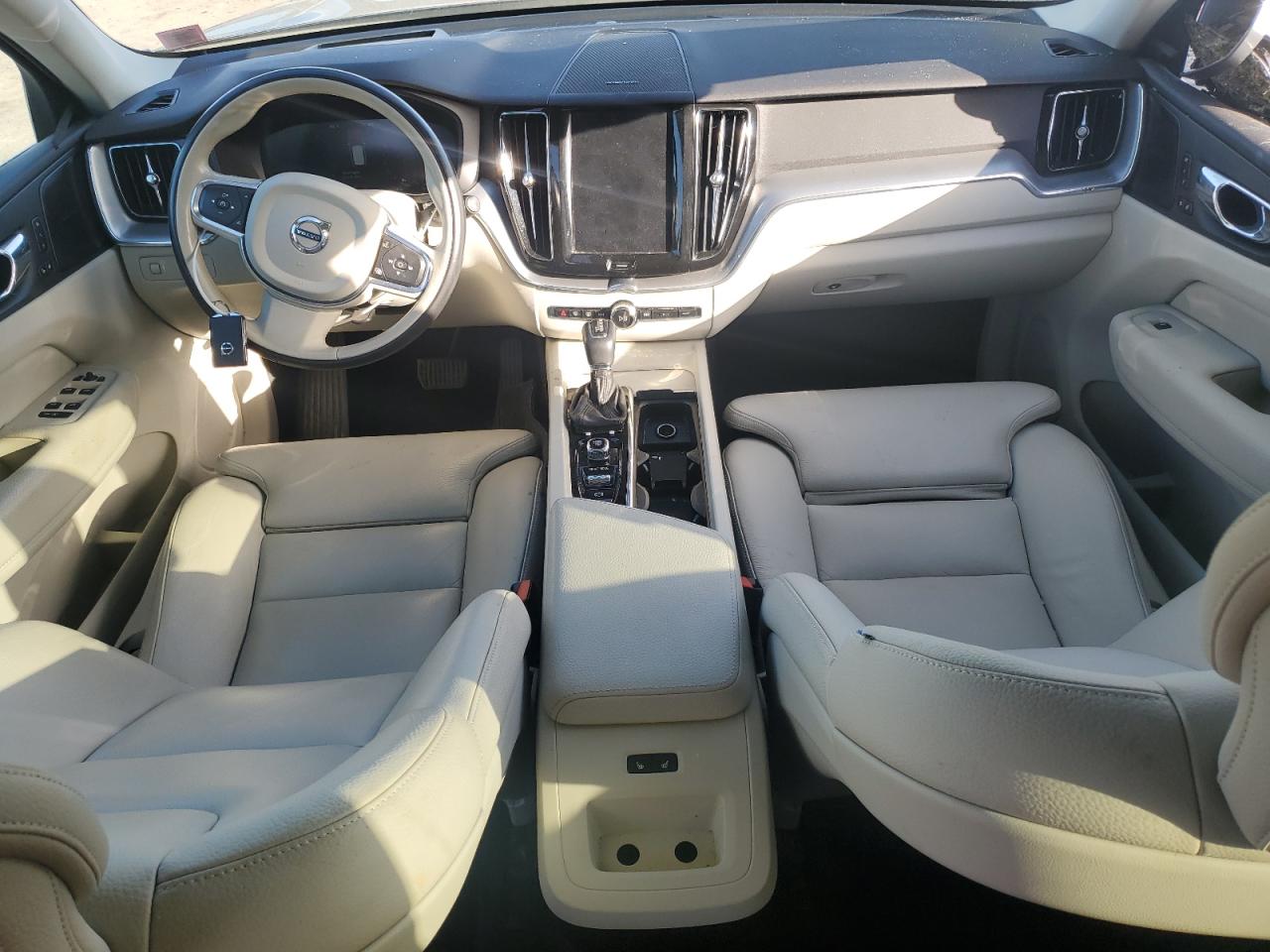 2019 Volvo XC60 VIN LYV102RK4KB293329 Copart auction photo, rollover damage thumbnail 8