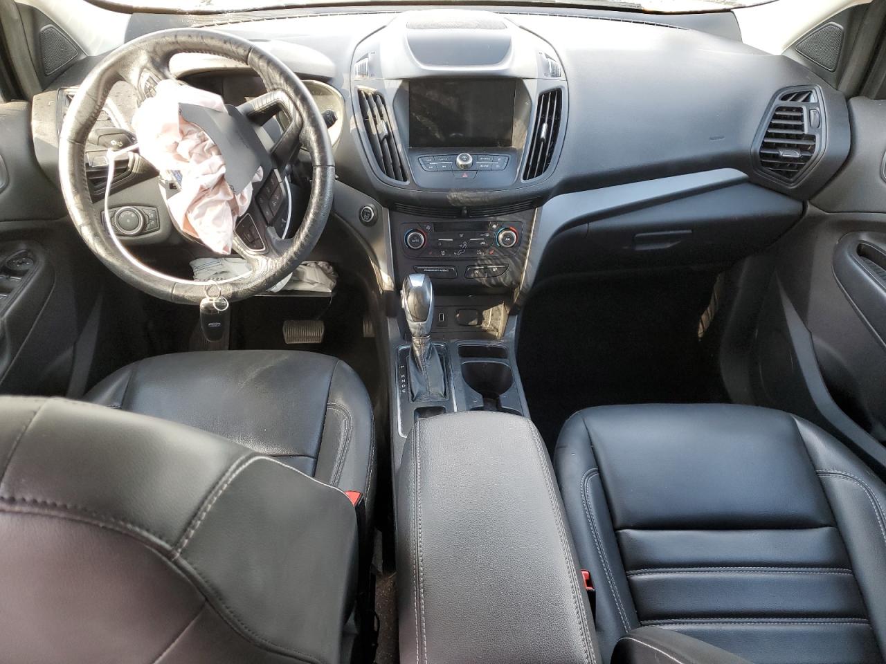 2019 Ford Escape VIN 1FMCU9HD6KUA71725 Copart auction photo, front end damage thumbnail 8