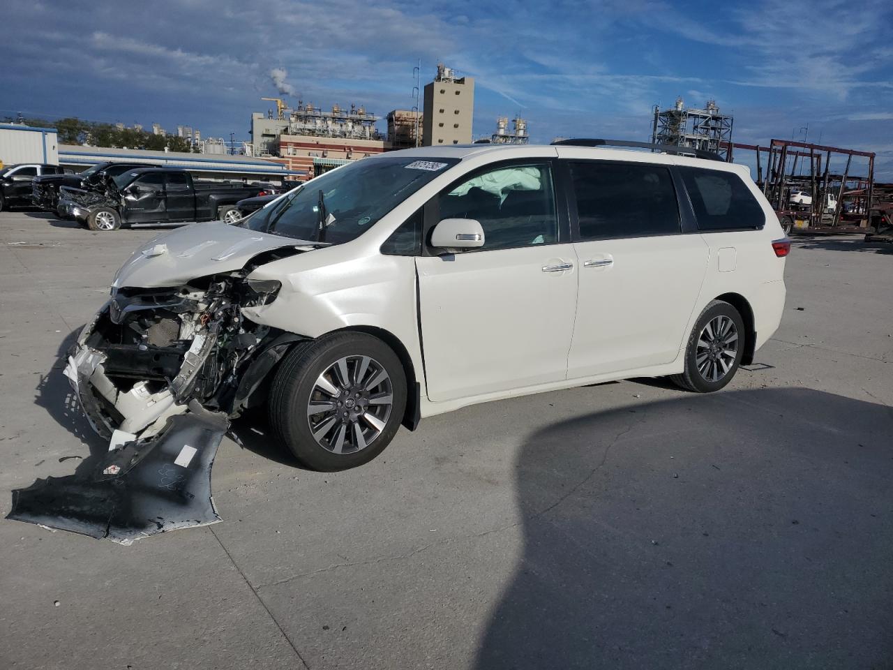 2019 Toyota Sienna VIN 5TDYZ3DC7KS984469