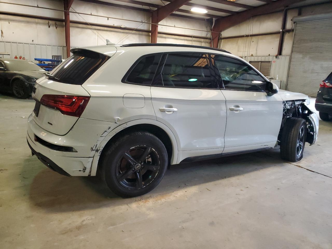 2023 Audi Q5 VIN WA1ABAFY0P2109956 Copart auction photo, front end damage thumbnail 3