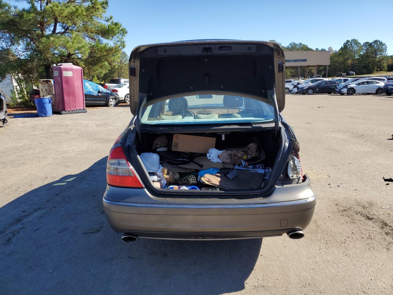 2009 Mercedes-Benz E-klasse VIN WDBUF87X29B389743 Copart auction photo, all over damage thumbnail 6
