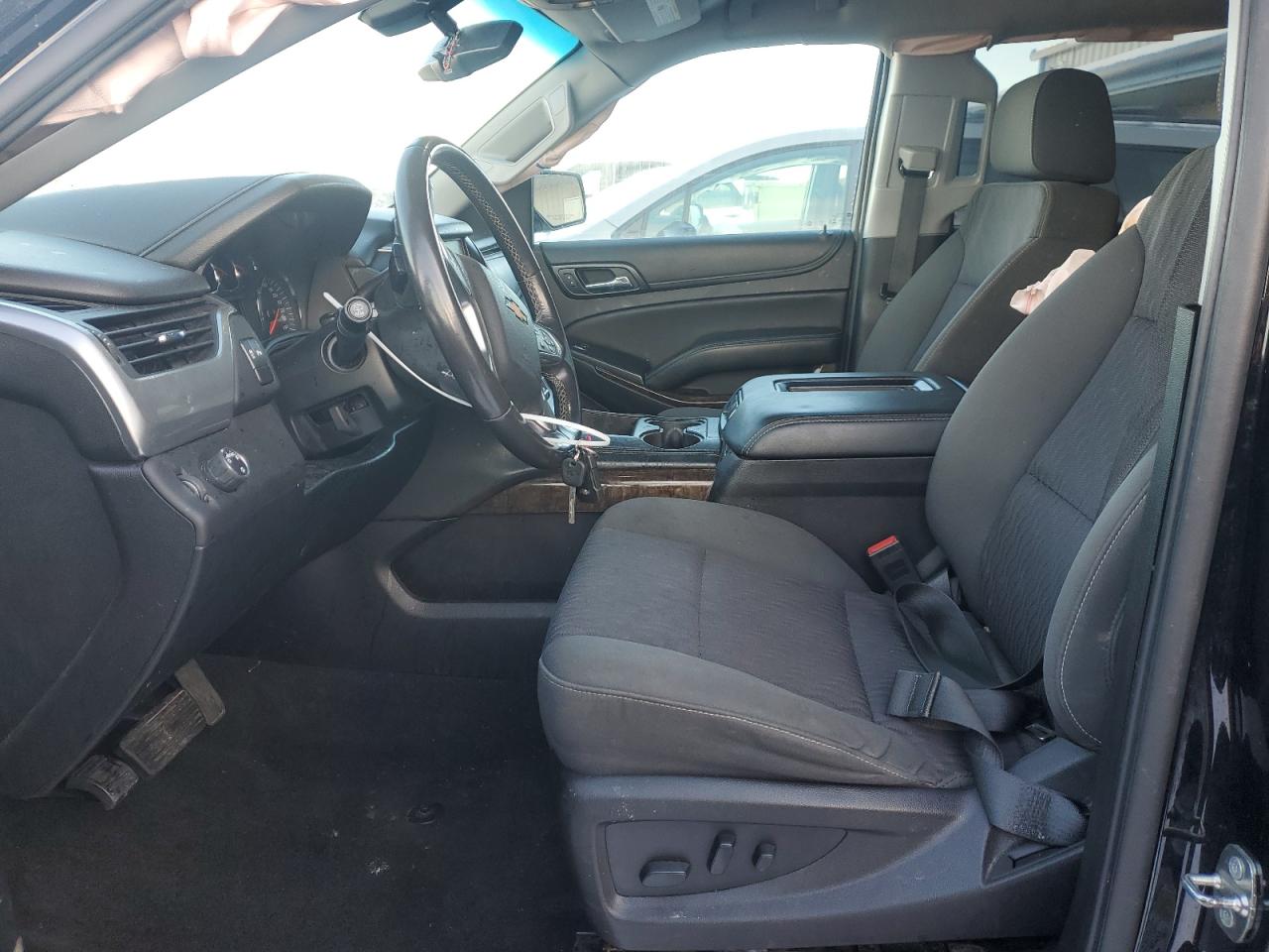 2018 Chevrolet Tahoe VIN 1GNSCAKC4JR269880 Copart auction photo, front end / rear end damage thumbnail 7