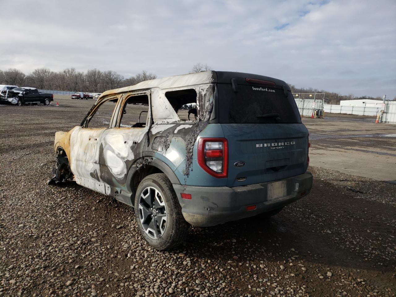 2021 Ford Bronco VIN 3FMCR9C66MRA72717 Copart auction photo, burn damage thumbnail 3
