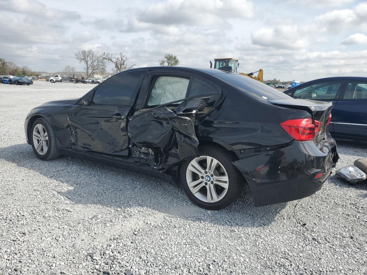 2016 BMW 3er VIN WBA8E9C56GK644887 Copart auction photo, rear end / side damage thumbnail 2