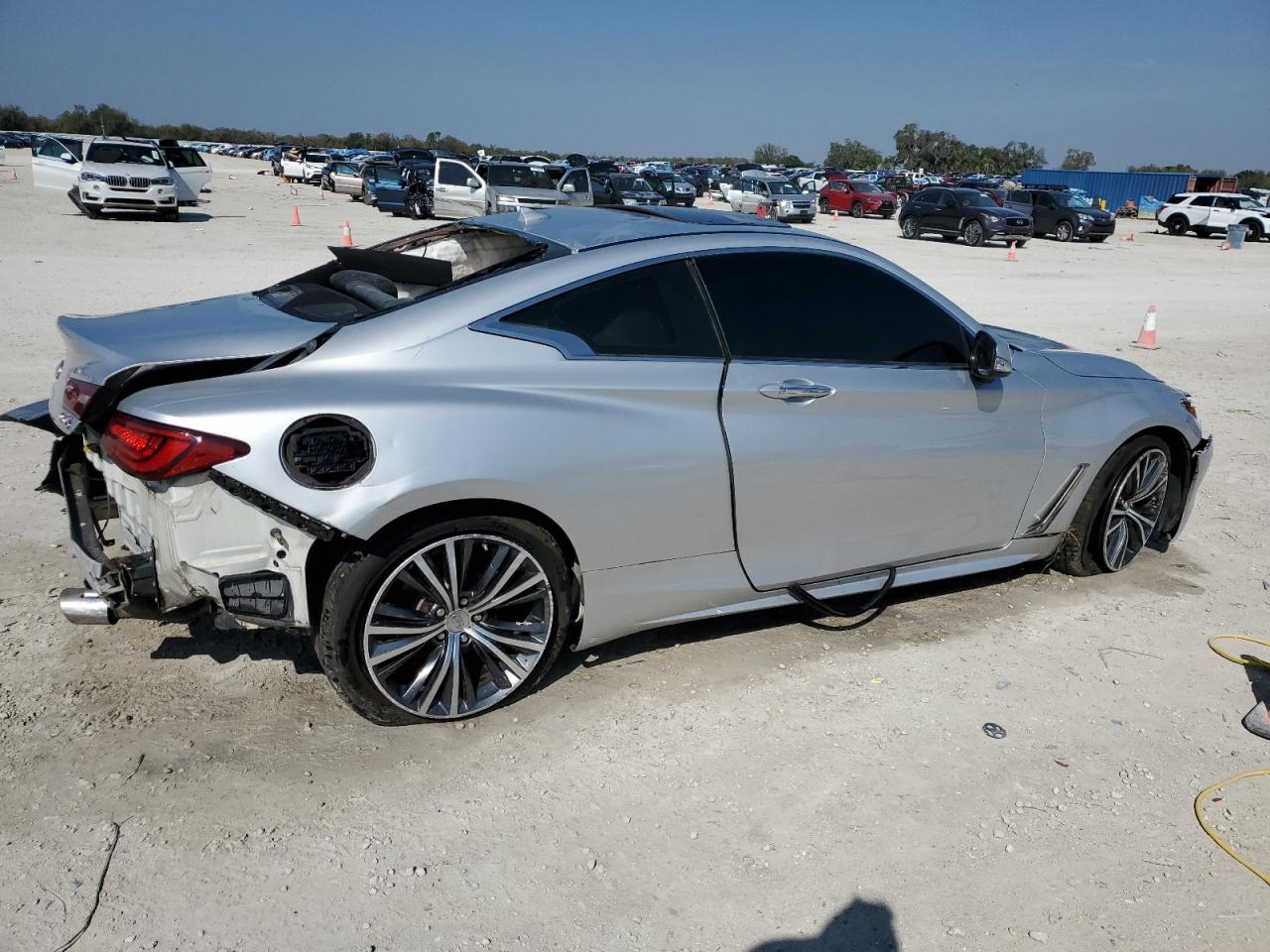 2019 Infiniti Q60 VIN JN1EV7EK6KM230909 Copart auction photo, rollover damage thumbnail 3