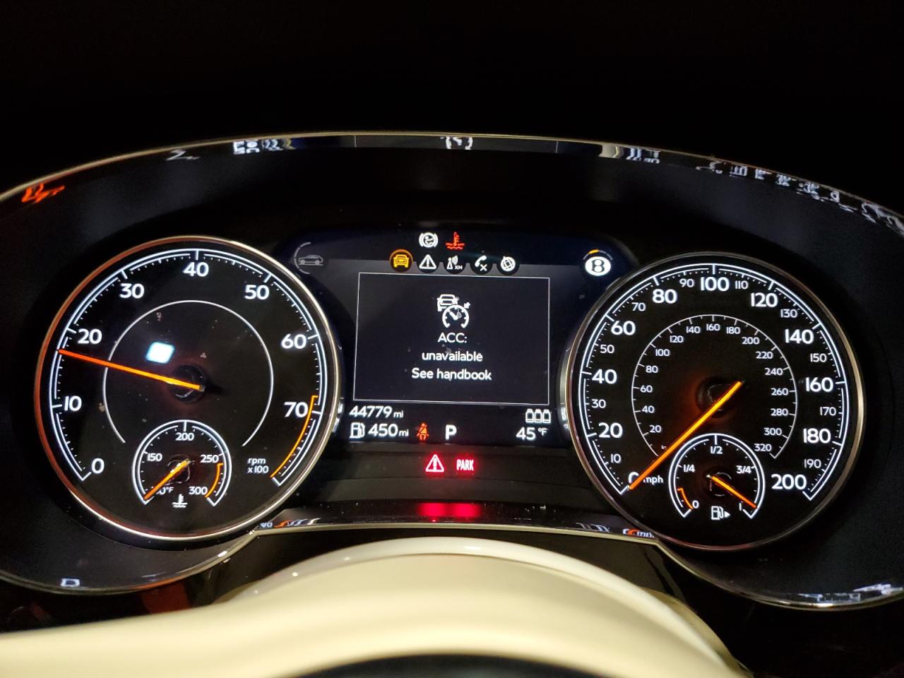 2019 Bentley Bentayga VIN SJAAM2ZV9KC026702 Copart auction photo, front end / minor dent/scratches damage thumbnail 9