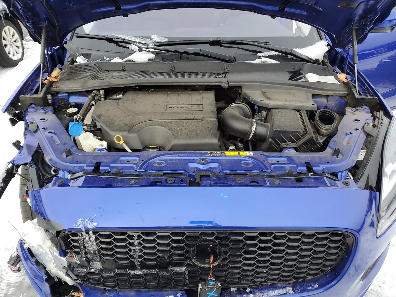 2019 Jaguar E-Pace VIN SADFP2FX8K1Z47732 Copart auction photo, front end / minor dent/scratches damage thumbnail 12