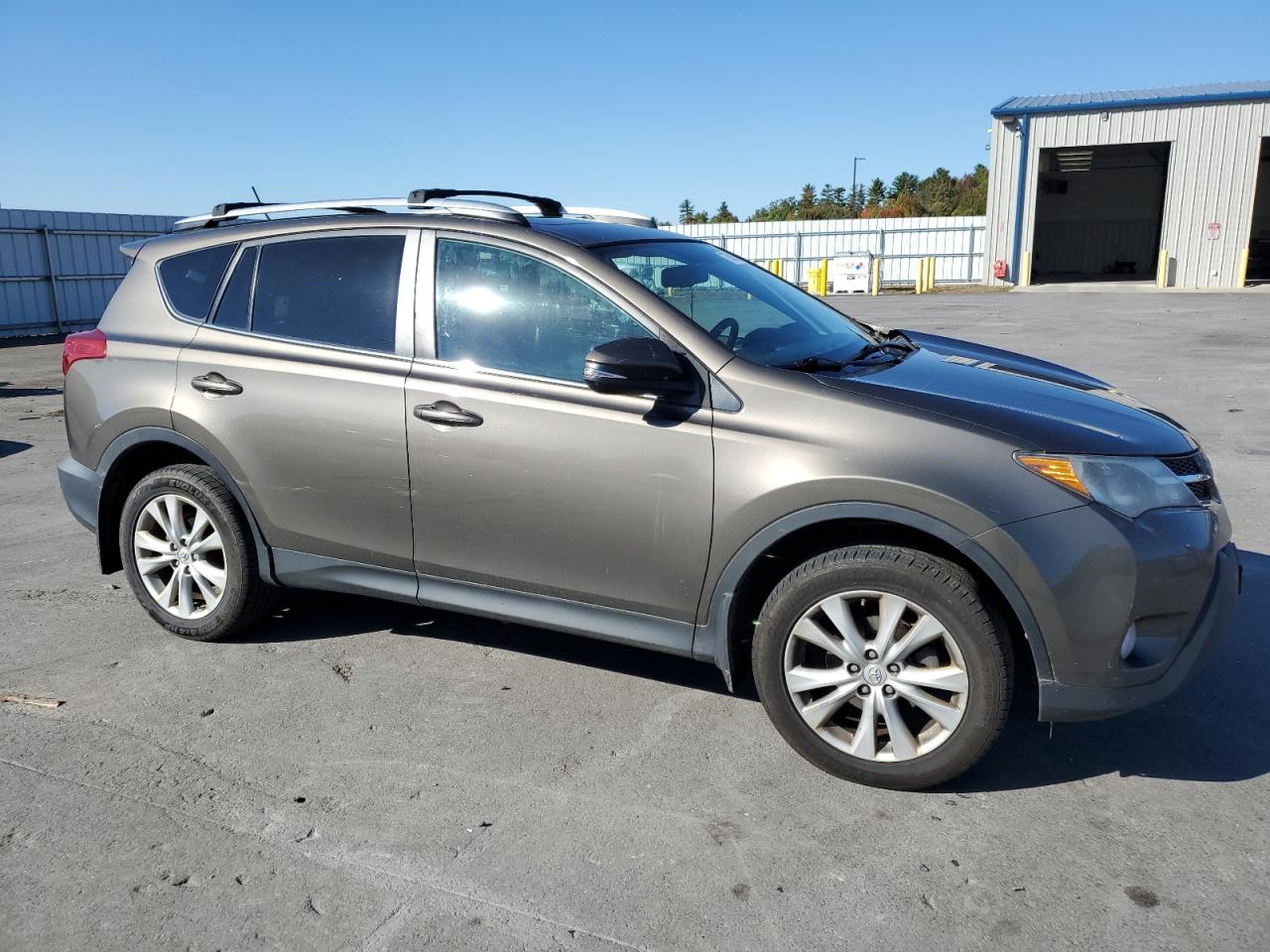 2013 Toyota RAV 4 VIN 2T3DFREV8DW039199 Copart auction photo, front end / side damage thumbnail 4