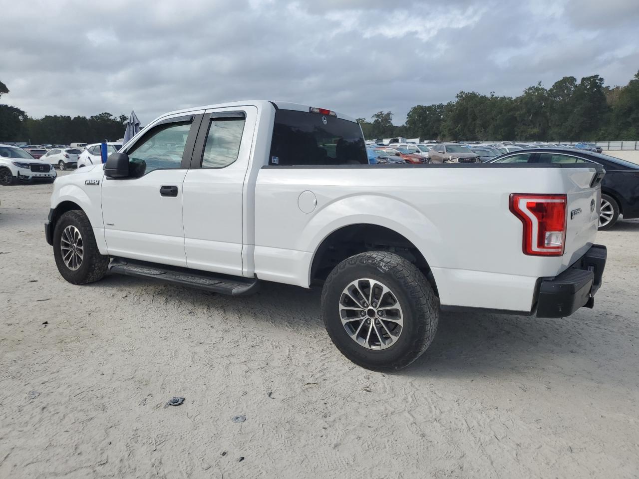 2015 Ford F-150 VIN 1FTEX1CP7FFD11348 Copart auction photo, front end / side damage thumbnail 2