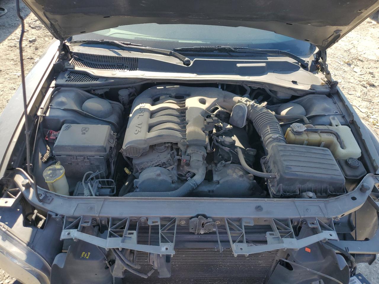 2010 Dodge Charger VIN 2B3CA3CVXAH236690 Copart auction photo, front end / minor dent/scratches damage thumbnail 11