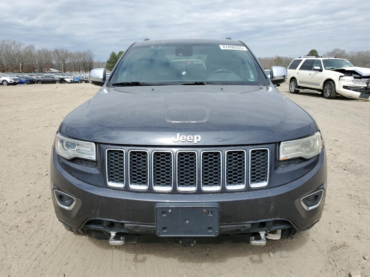2015 Jeep Grand Cherokee VIN 1C4RJFCG1FC115844 Copart auction photo, minor dent/scratches damage thumbnail 5