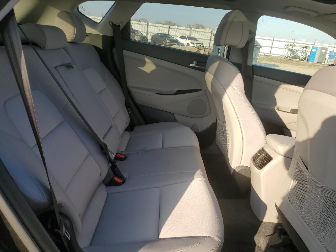 2017 Hyundai Tucson VIN KM8J3CA25HU572940 Copart auction photo, front end / minor dent/scratches damage thumbnail 12