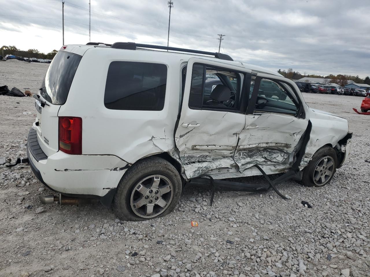 2010 Honda Pilot VIN 5FNYF4H91AB030705 Copart auction photo, all over damage thumbnail 3