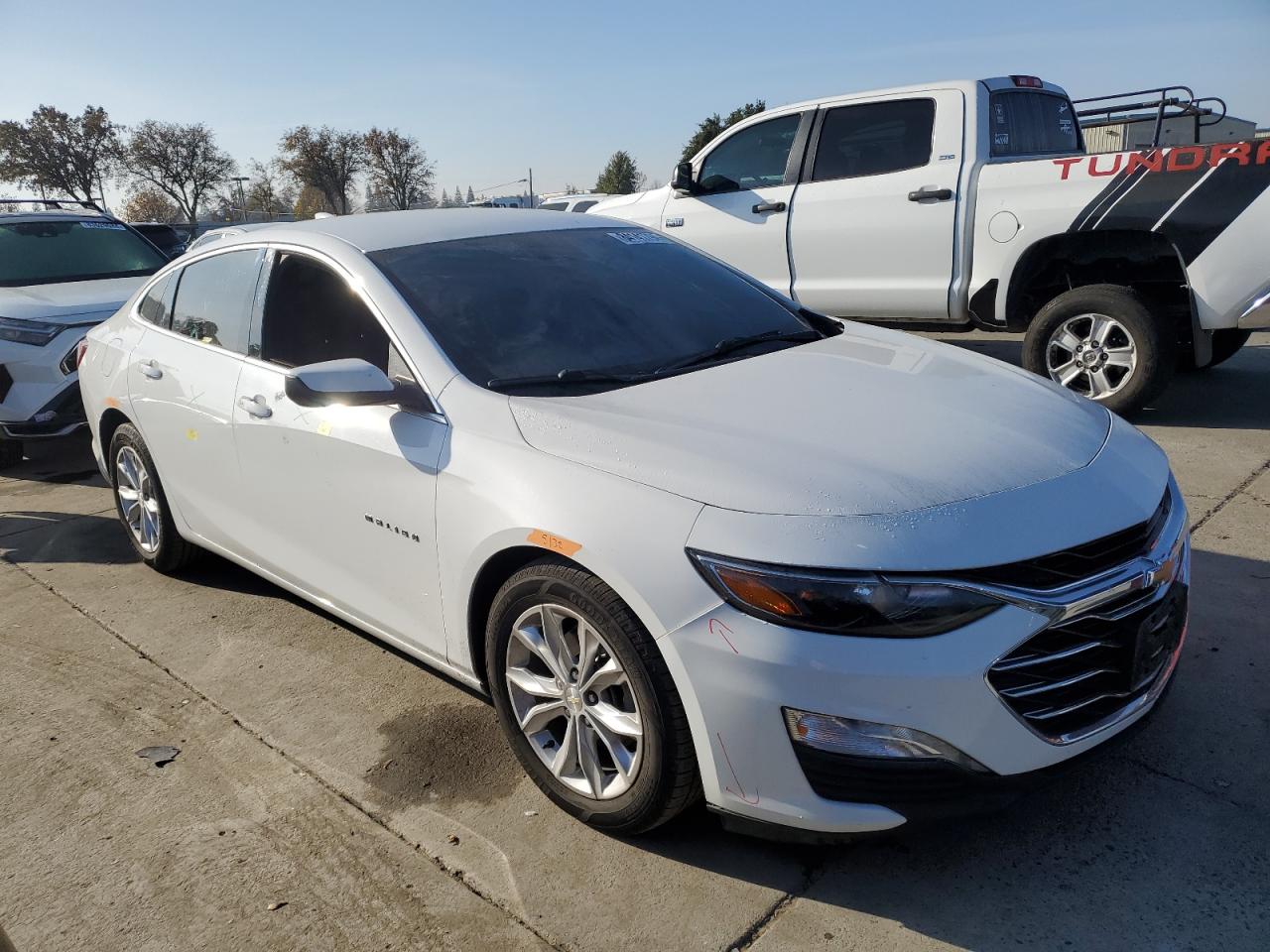 2019 Chevrolet Malibu VIN 1G1ZD5ST4KF156180 Copart auction photo, side / front end damage thumbnail 4