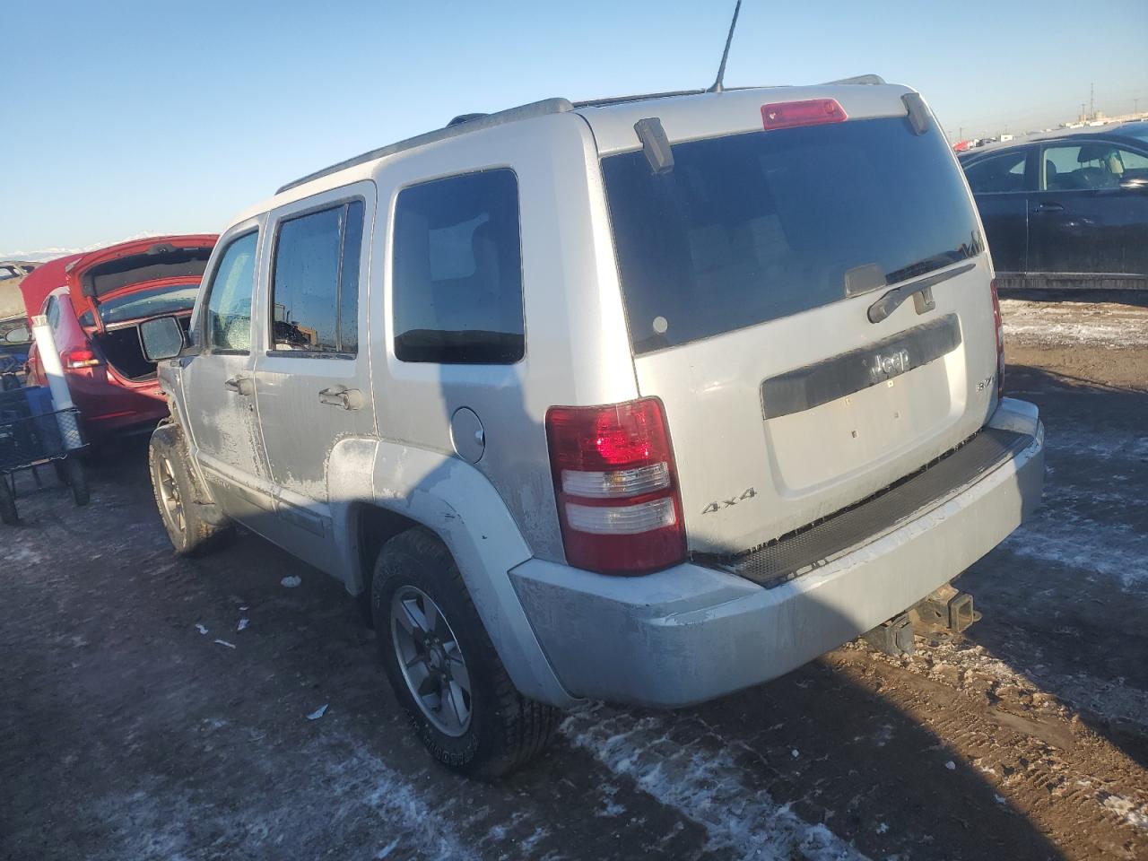 2008 Jeep Liberty (North America) VIN 1J8GN28K28W201918 Copart auction photo, front end damage thumbnail 2