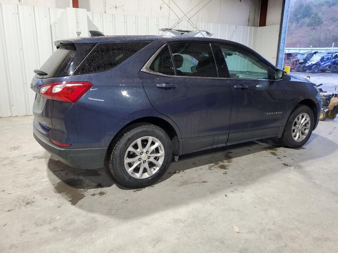 2019 Chevrolet Equinox VIN 3GNAXUEV5KL290289 Copart auction photo, side / front end damage thumbnail 3