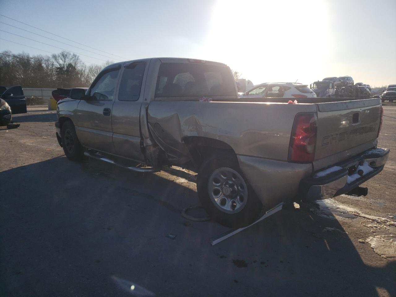 2006 Chevrolet Silverado VIN 1GCEC19V26Z299240 Copart auction photo, side / rear end damage thumbnail 2
