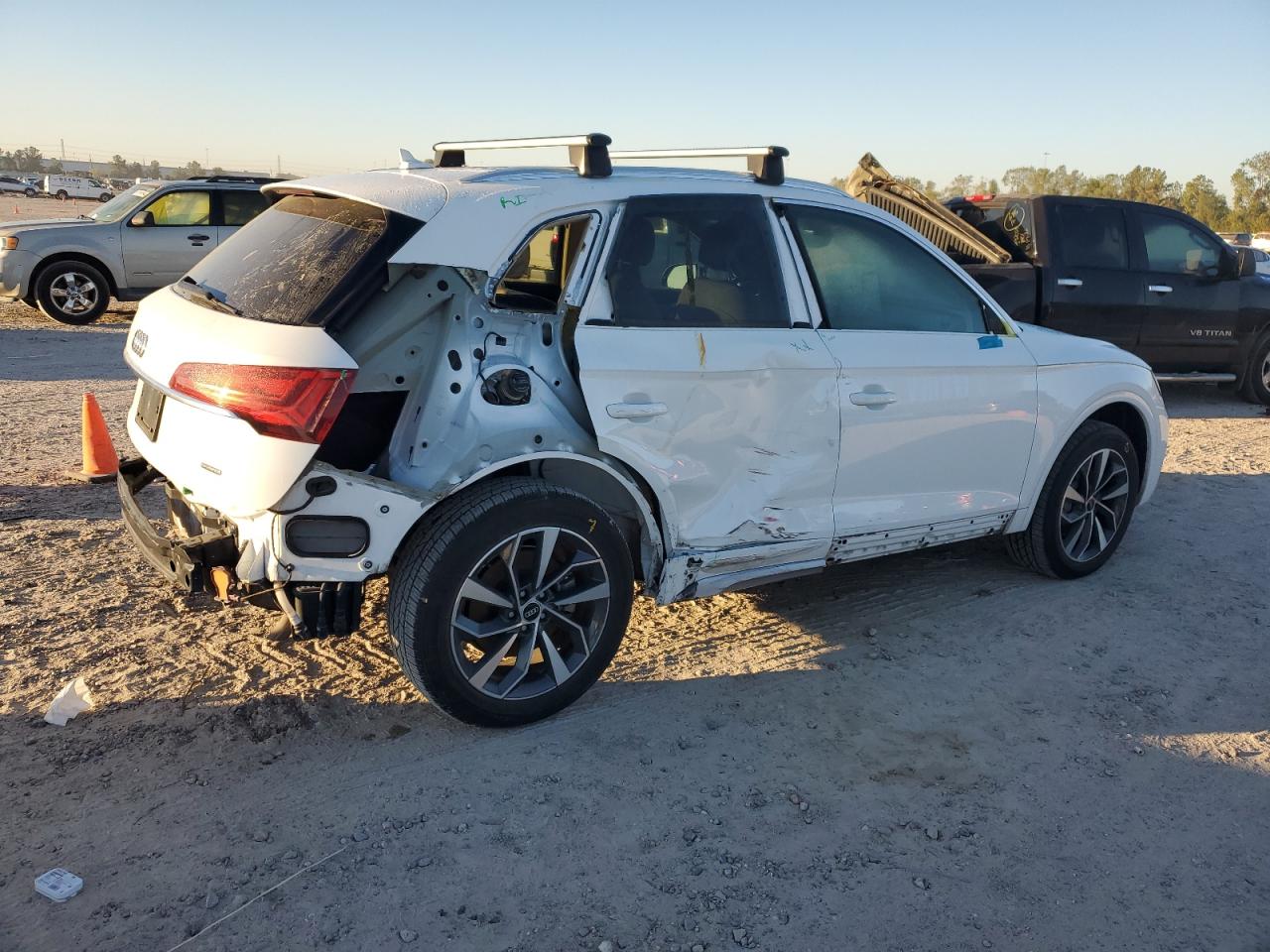 2021 Audi Q5 VIN WA1BAAFY0M2021931 Copart auction photo, rear end damage thumbnail 3