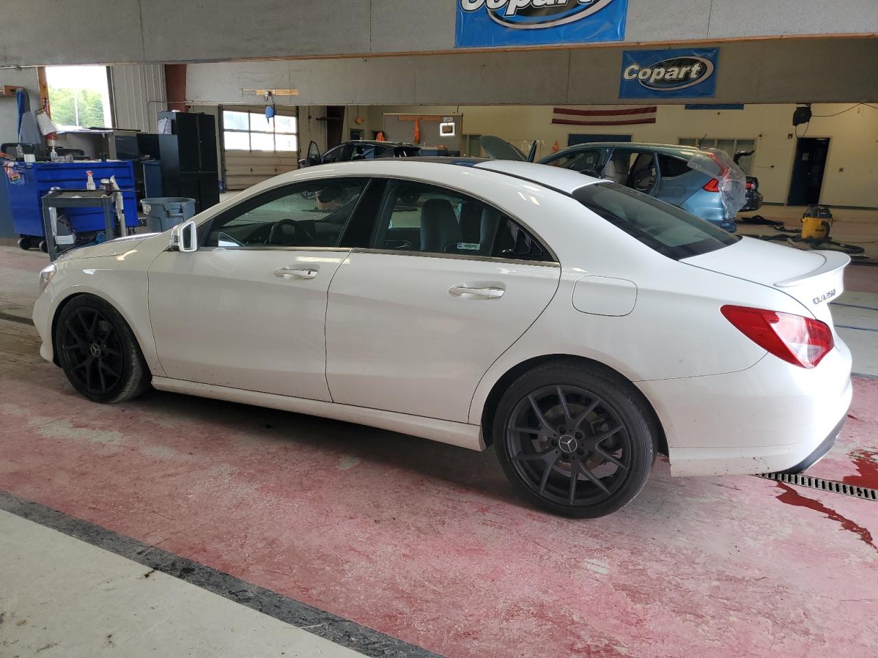 2018 Mercedes-Benz CLA-klasse VIN WDDSJ4GB9JN633420 Copart auction photo, all over damage thumbnail 2