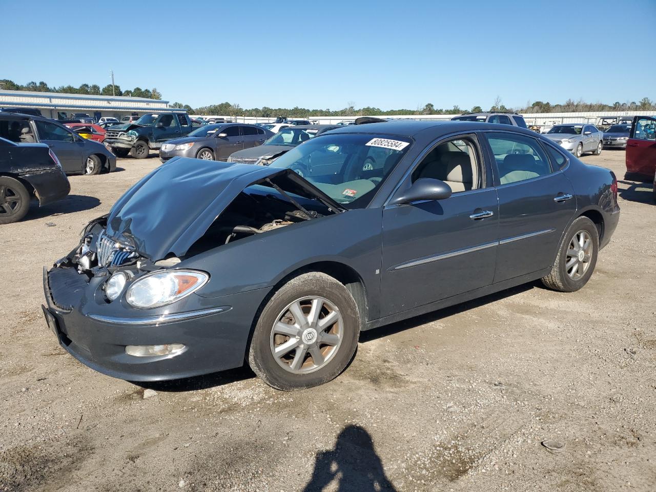 2008 Buick LaCrosse VIN 2G4WD582181195586