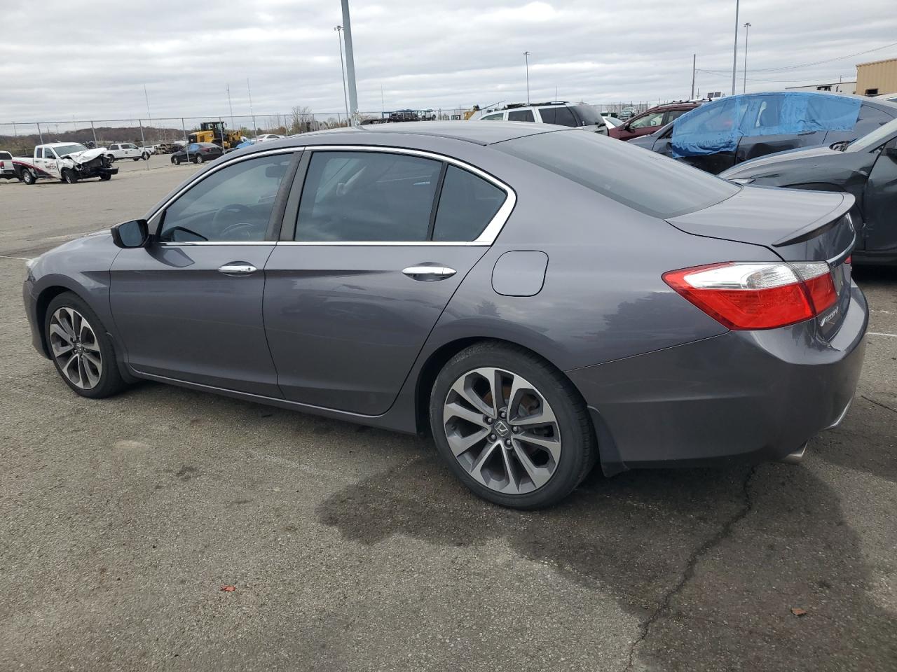 2015 Honda Accord VIN 1HGCR2F56FA230616 Copart auction photo, all over damage thumbnail 2