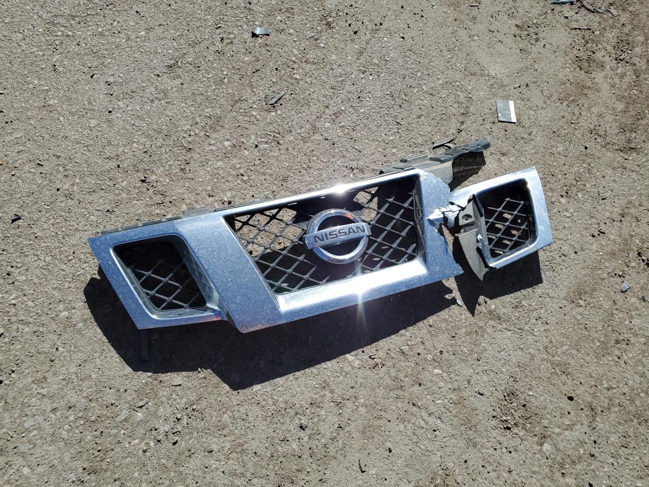 2013 Nissan Navara (Frontier) VIN 1N6AD0EV3DN722355 Copart auction photo, front end / side damage thumbnail 12