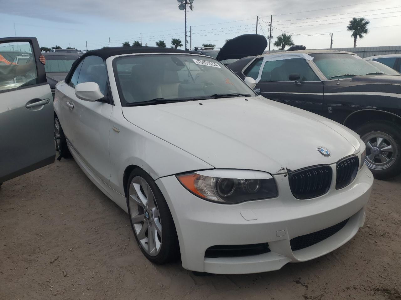 2012 BMW 1er VIN WBAUN7C54CVM26846 Copart auction photo, water/flood damage thumbnail 4
