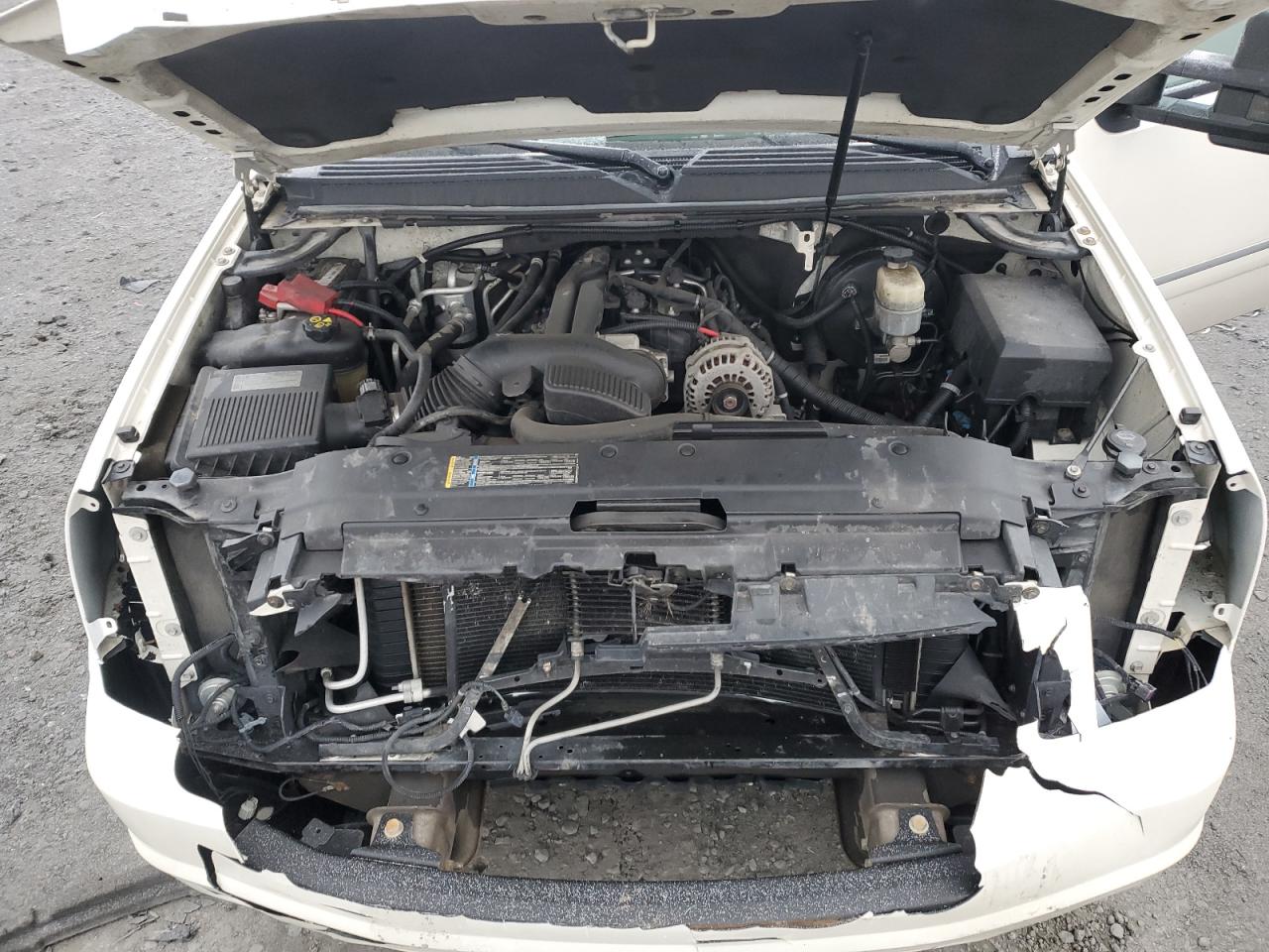 2011 GMC Yukon VIN 1GKS2EEF3BR242524 Copart auction photo, front end damage thumbnail 12