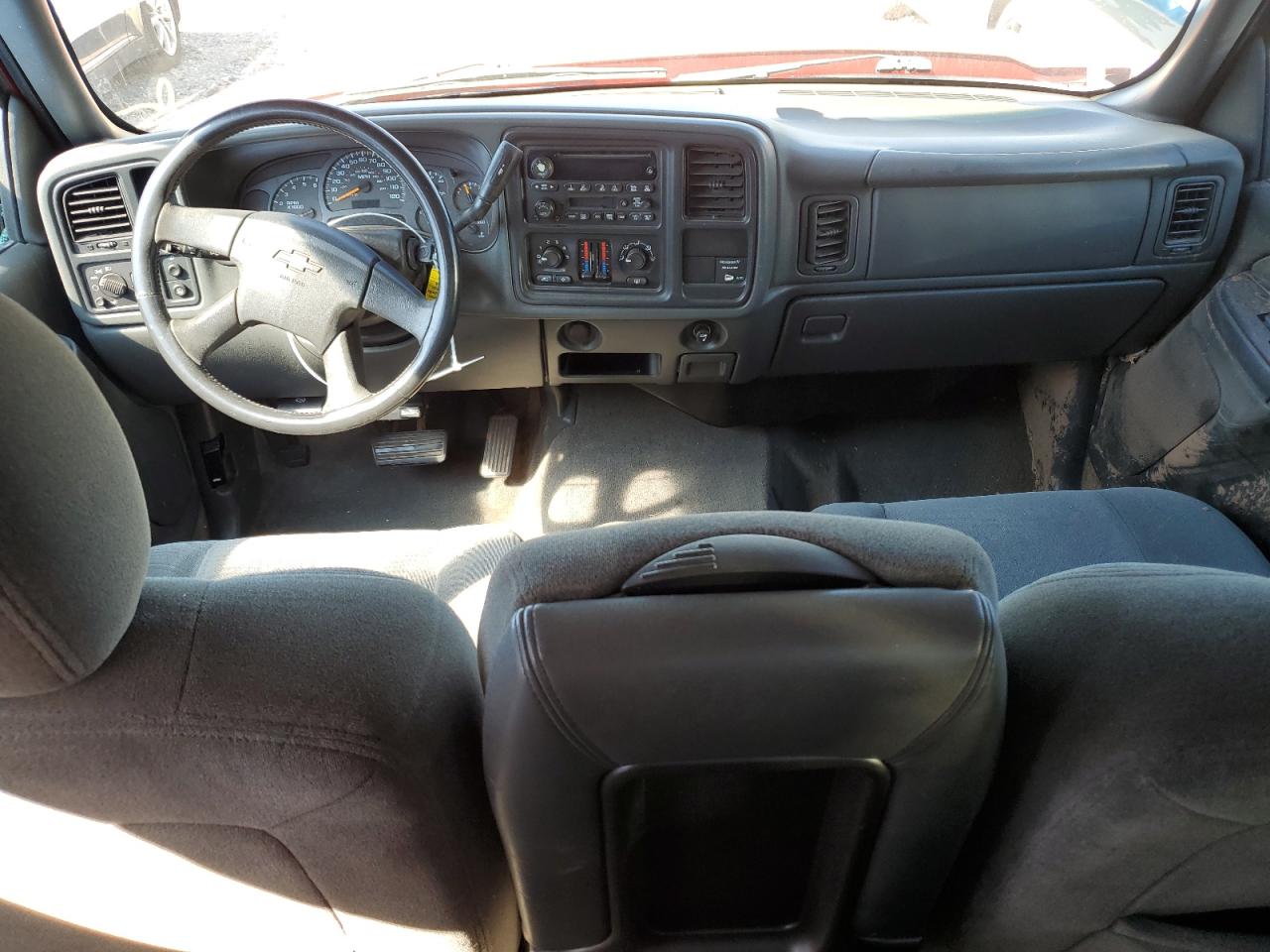 2004 Chevrolet Silverado VIN 2GCEC19T141433689 Copart auction photo, rollover / all over damage thumbnail 8