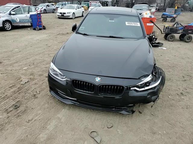2017 BMW 3er VIN WBA8E1C58HK895185 Copart auction photo, front end damage thumbnail 11