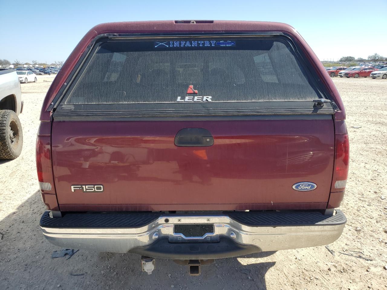 1997 Ford F-150 VIN 1FTDX1761VNB06772 Copart auction photo, front end / minor dent/scratches damage thumbnail 6