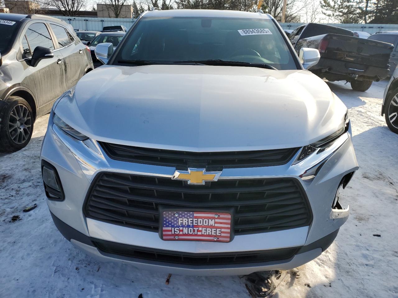 2020 Chevrolet Blazer VIN 3GNKBCRS4LS656232 Copart auction photo, front end / side damage thumbnail 5