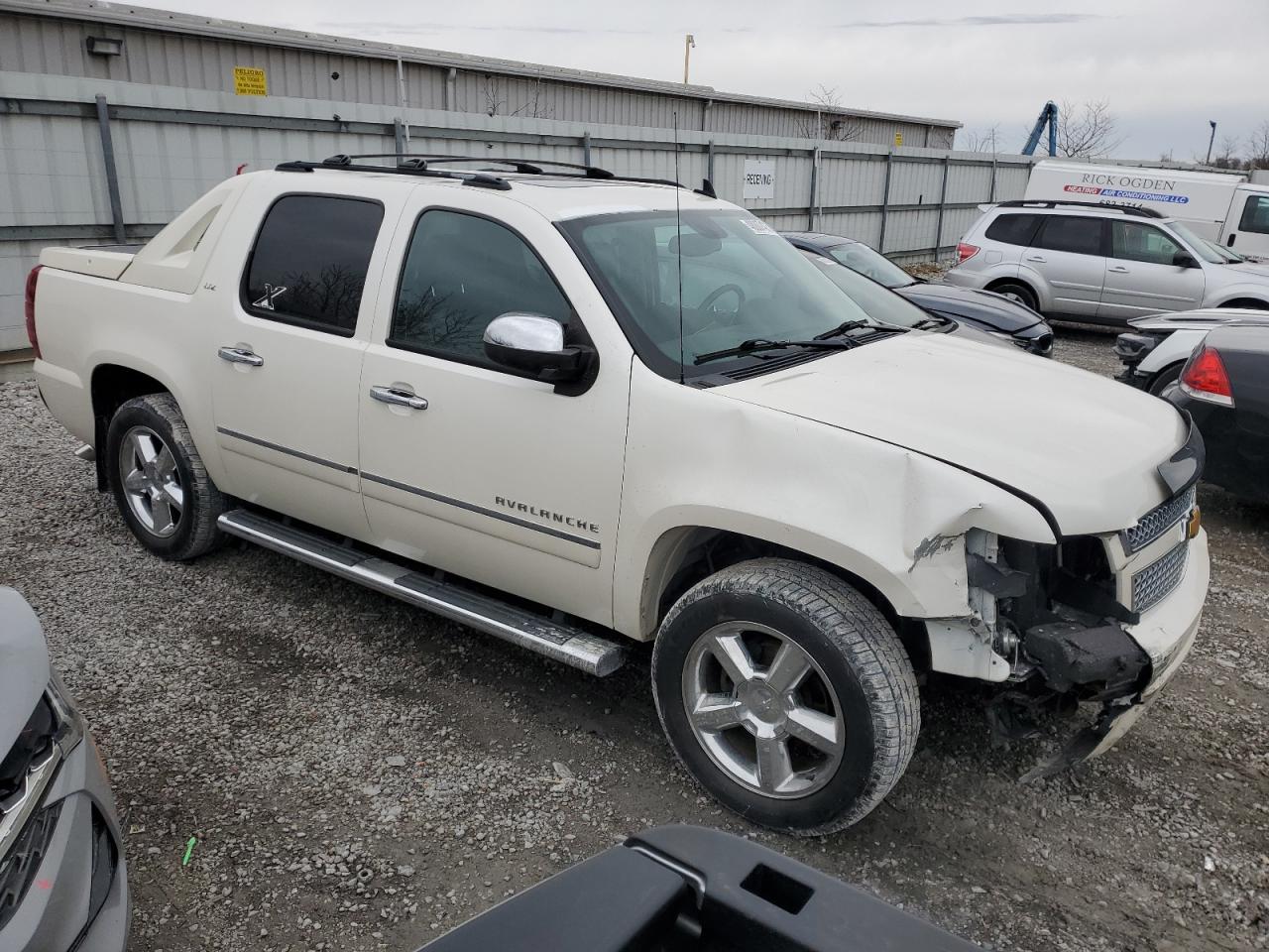 2012 Chevrolet Avalanche VIN 3GNTKGE7XCG281513 Copart auction photo, front end damage thumbnail 4