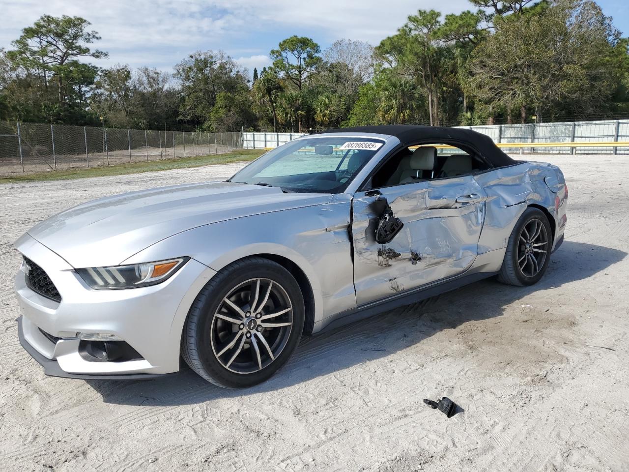 2017 Ford Mustang VIN 1FATP8UH2H5273520