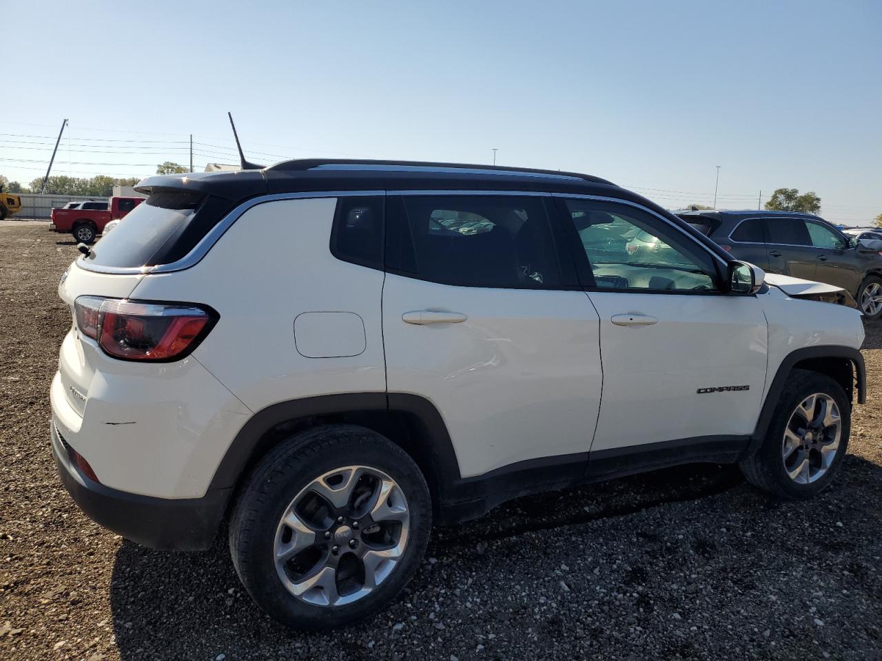 2017 Jeep Compass VIN 3C4NJDCB1HT610947 Copart auction photo, front end damage thumbnail 3