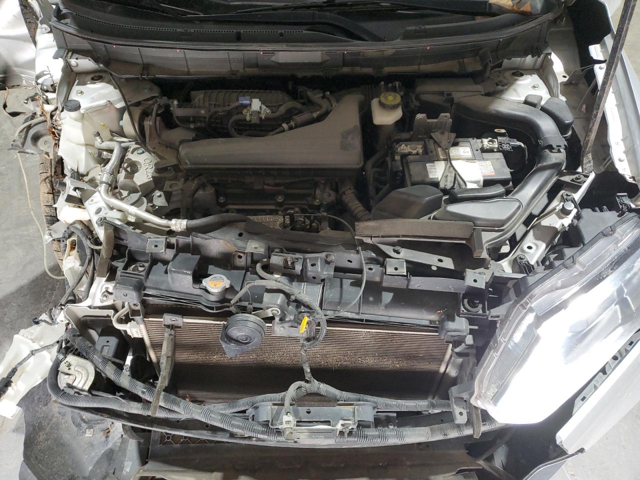 2019 Nissan Rogue VIN KNMAT2MT7KP526843 Copart auction photo, front end / side damage thumbnail 12