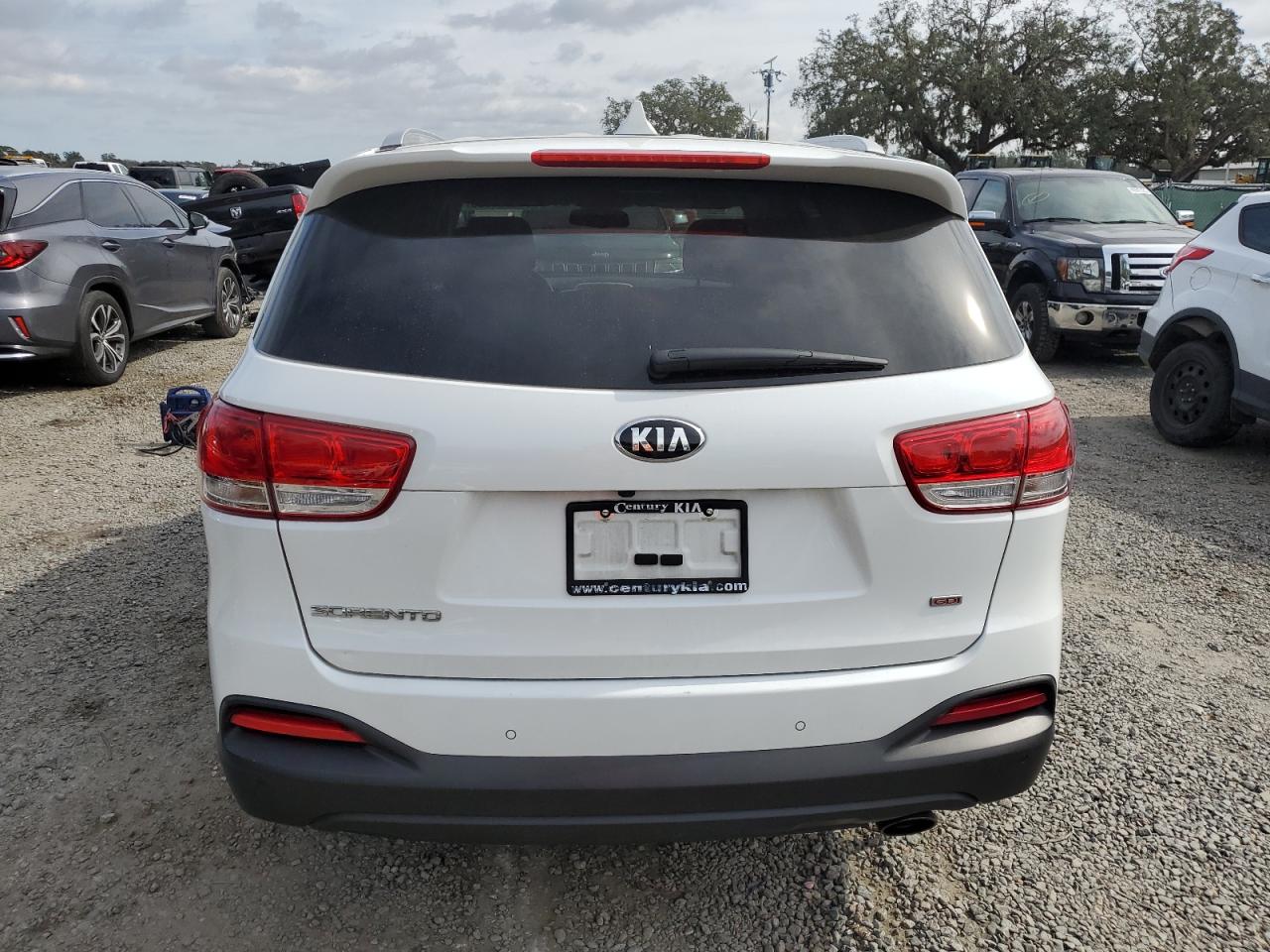 2017 KIA Sorento VIN 5XYPG4A34HG324973 Copart auction photo, front end damage thumbnail 6