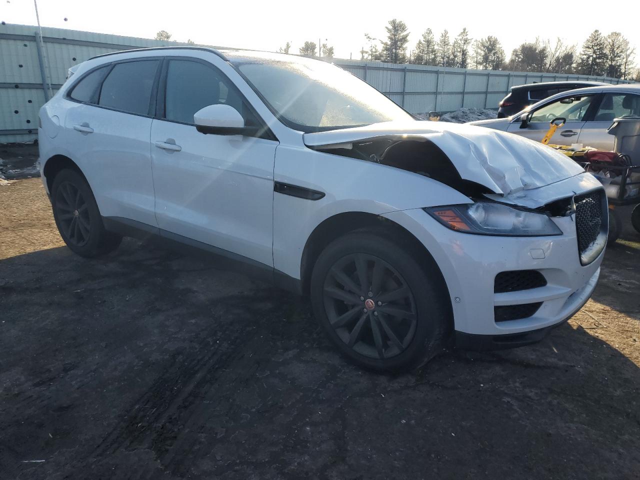 2019 Jaguar F-Pace VIN SADCK2FX8KA394954 Copart auction photo, front end damage thumbnail 4