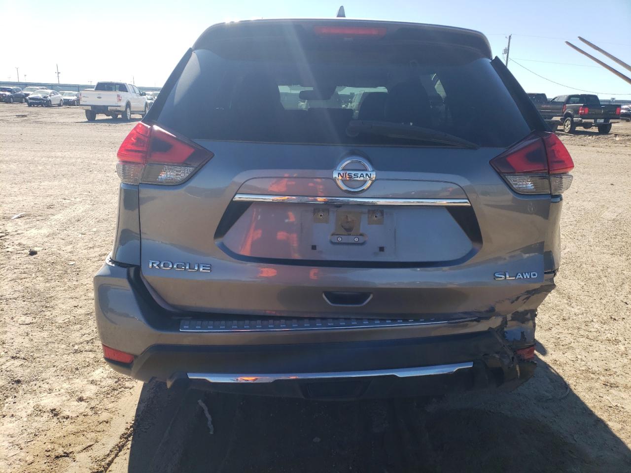 2017 Nissan Rogue VIN JN8AT2MV9HW025165 Copart auction photo, all over / normal wear damage thumbnail 6