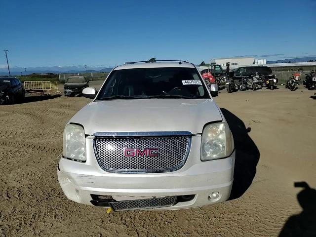2011 GMC Yukon VIN 1GKS2MEF5BR126610 Copart auction photo, water/flood / front end damage thumbnail 12