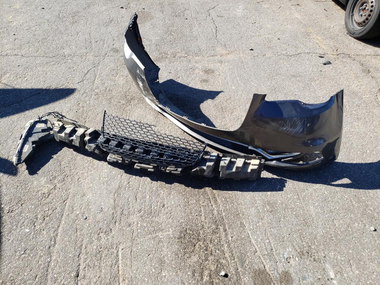 2019 Chrysler 300 VIN 2C3CCAAG5KH569015 Copart auction photo, front end damage thumbnail 12