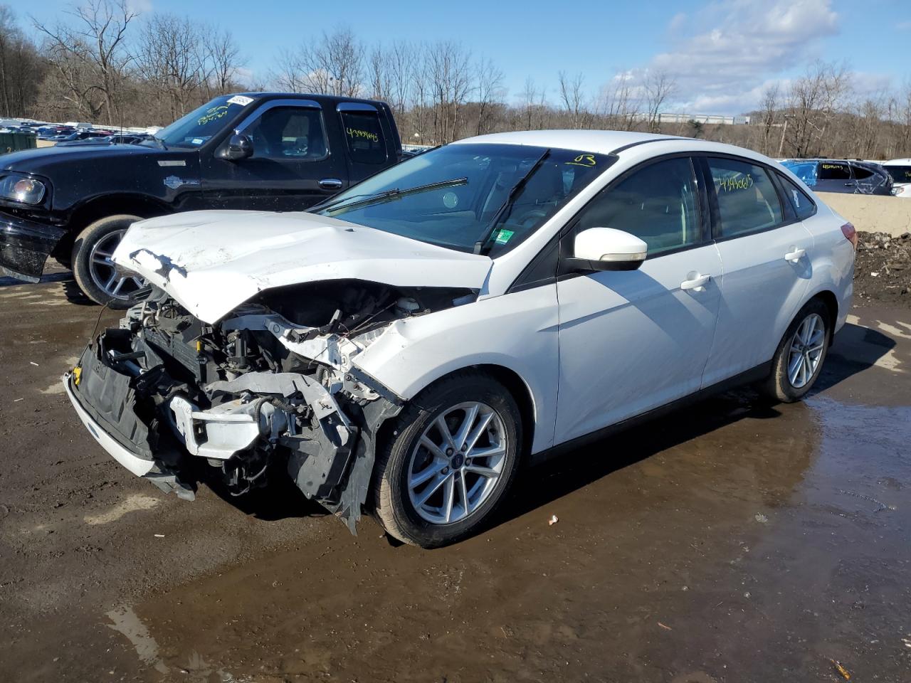 2017 Ford Focus VIN 1FADP3F21HL215846