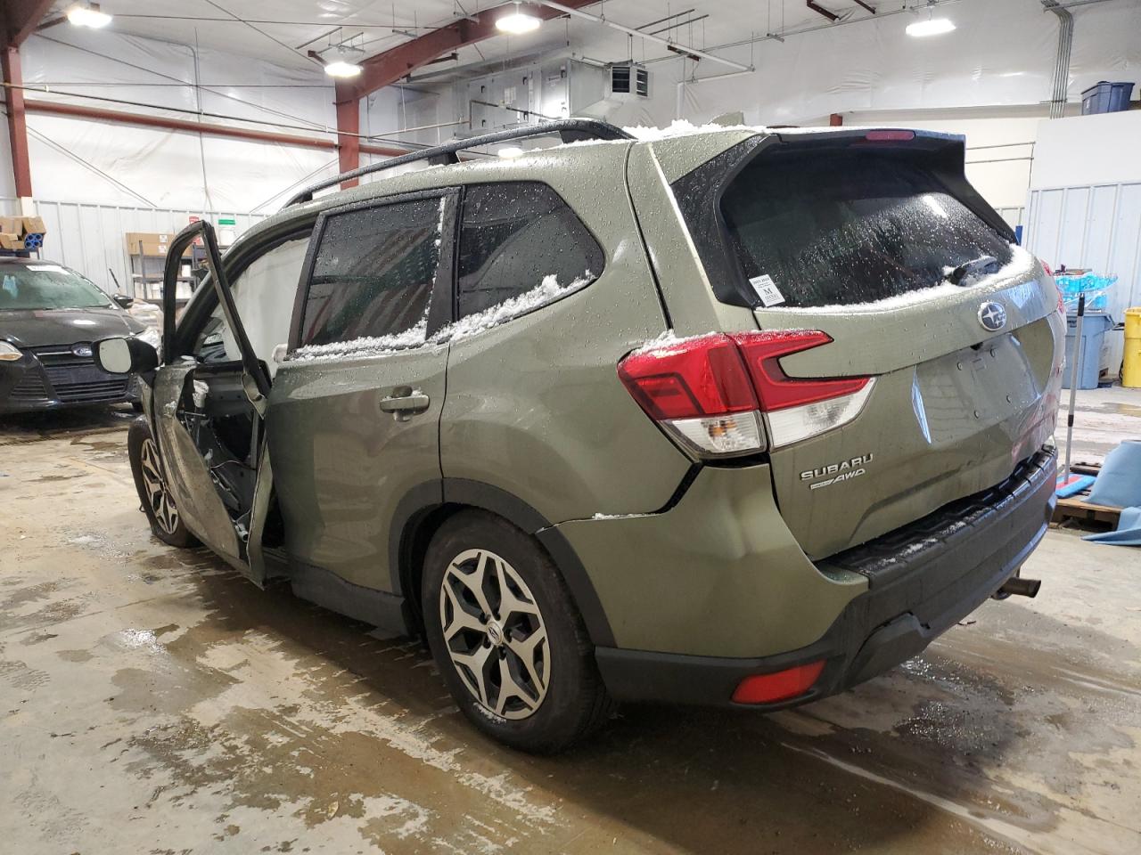 2020 Subaru Forester VIN JF2SKAJC1LH559503 Copart auction photo, all over damage thumbnail 2