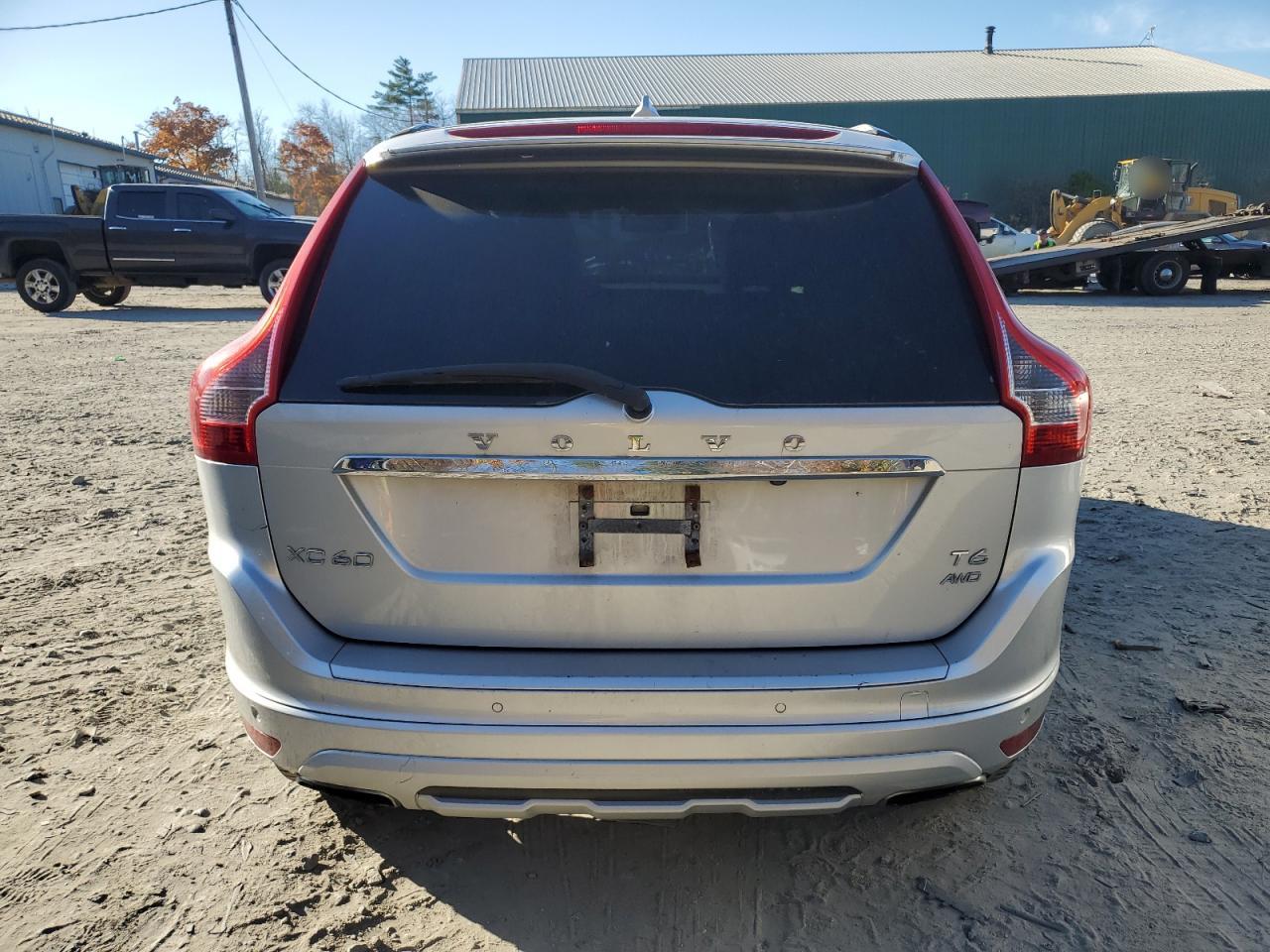 2017 Volvo XC60 VIN YV449MRR6H2028043 Copart auction photo, front end damage thumbnail 6